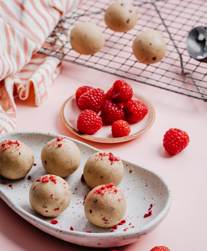 White Choc Berrylicious Protein Ball Mix
